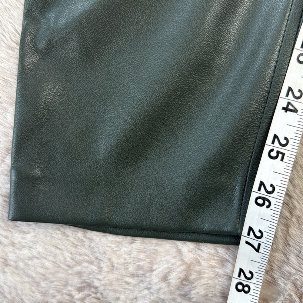 BlankNYC | Faux Leather Olive Green, High Waisted, Paper Bag Pants, Size 25, NWT - Picture 7 of 9